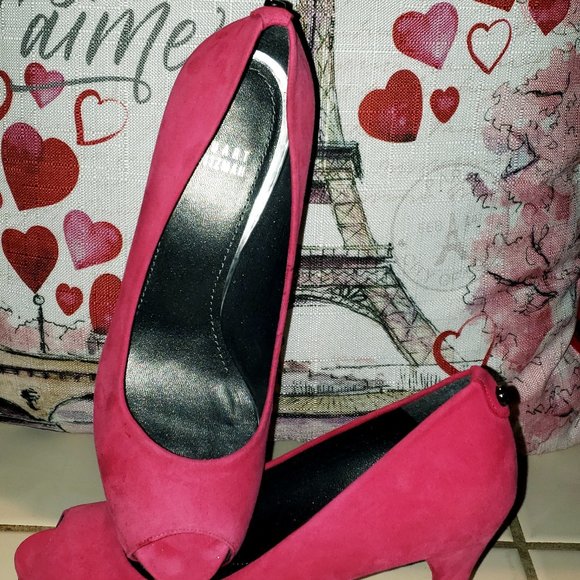 STUART WEITZMAN $398 HOT PINK MAGENTA SUEDE HIDDEN PLATFORM PUMPS 8.5 - Picture 4 of 14